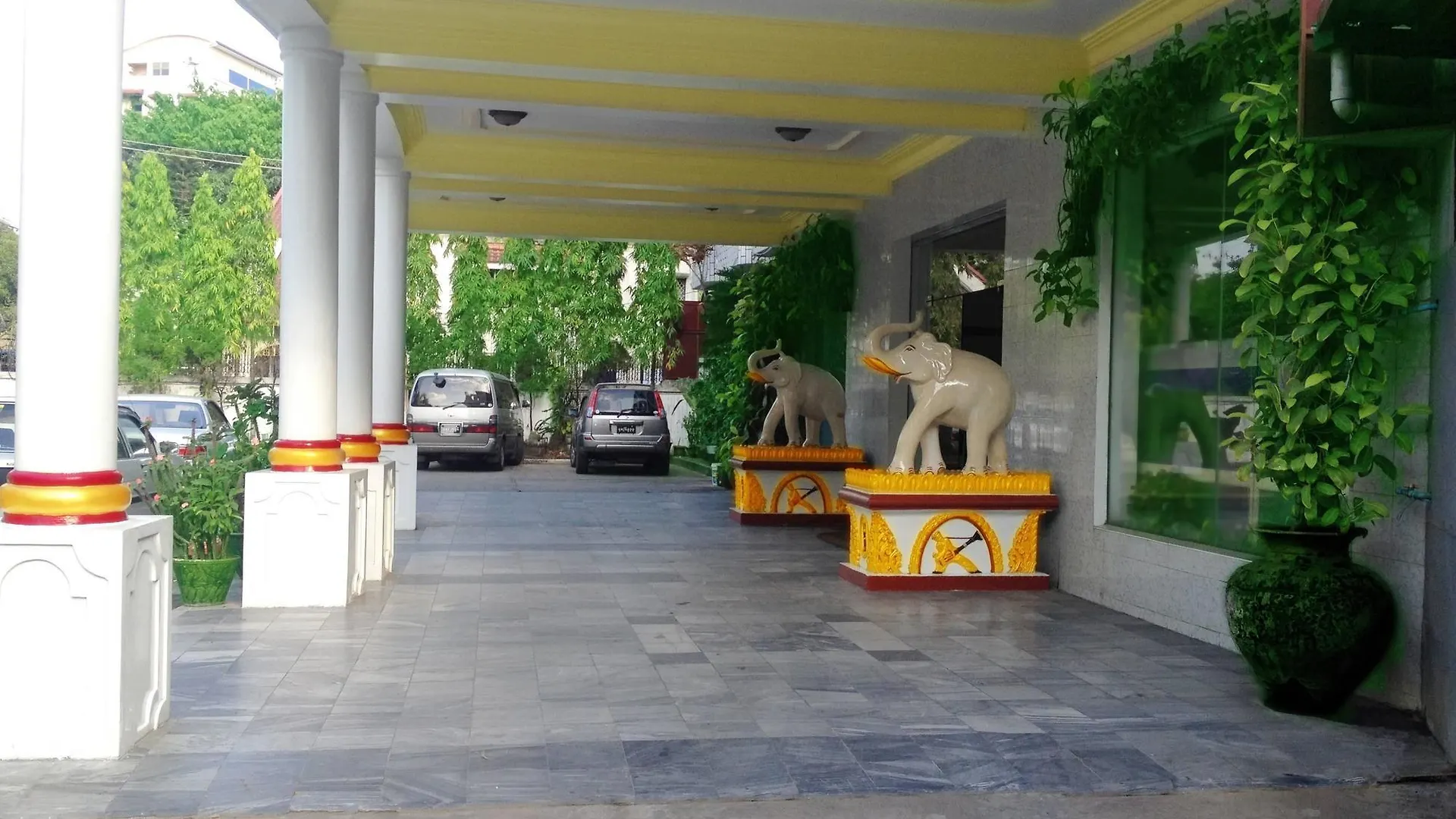 Royal White Elephant Hotel Rangoon Myanmar